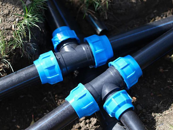 Conectar accesorios de compresión de PP y tuberías HDPE pasos y precauciones (2)